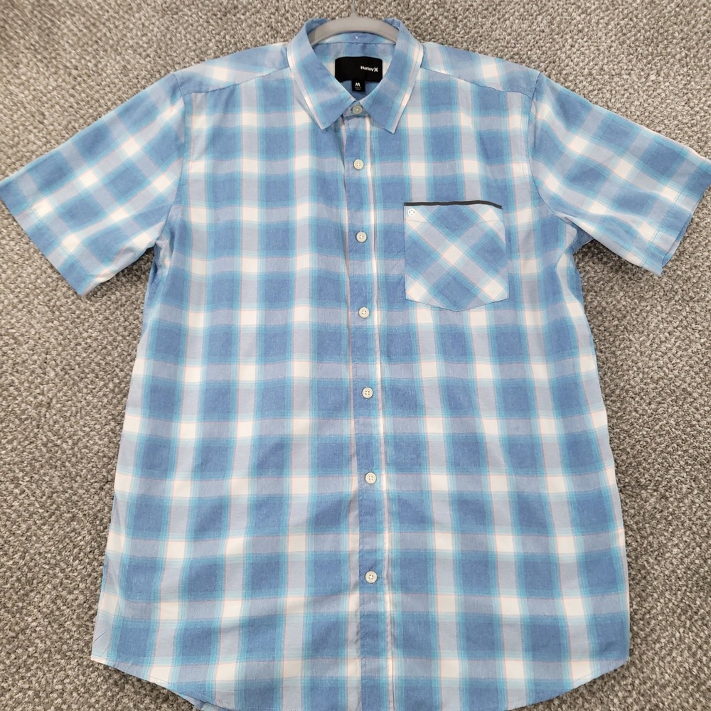 Hurley Nike Dri-FIT Mens Medium Blue Plaid‎ Short Sleeve Button Down Shirt Surf